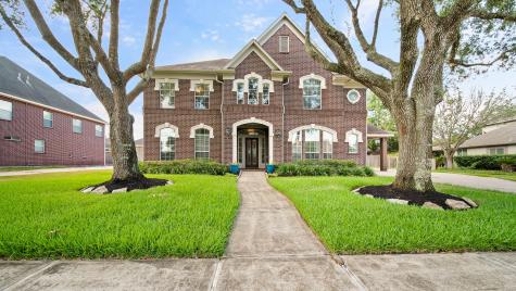 2863 Love Lane Friendswood TX 77546