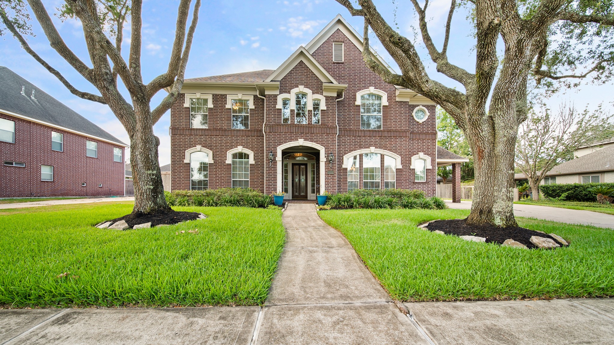 2863 Love Lane Friendswood TX 77546
