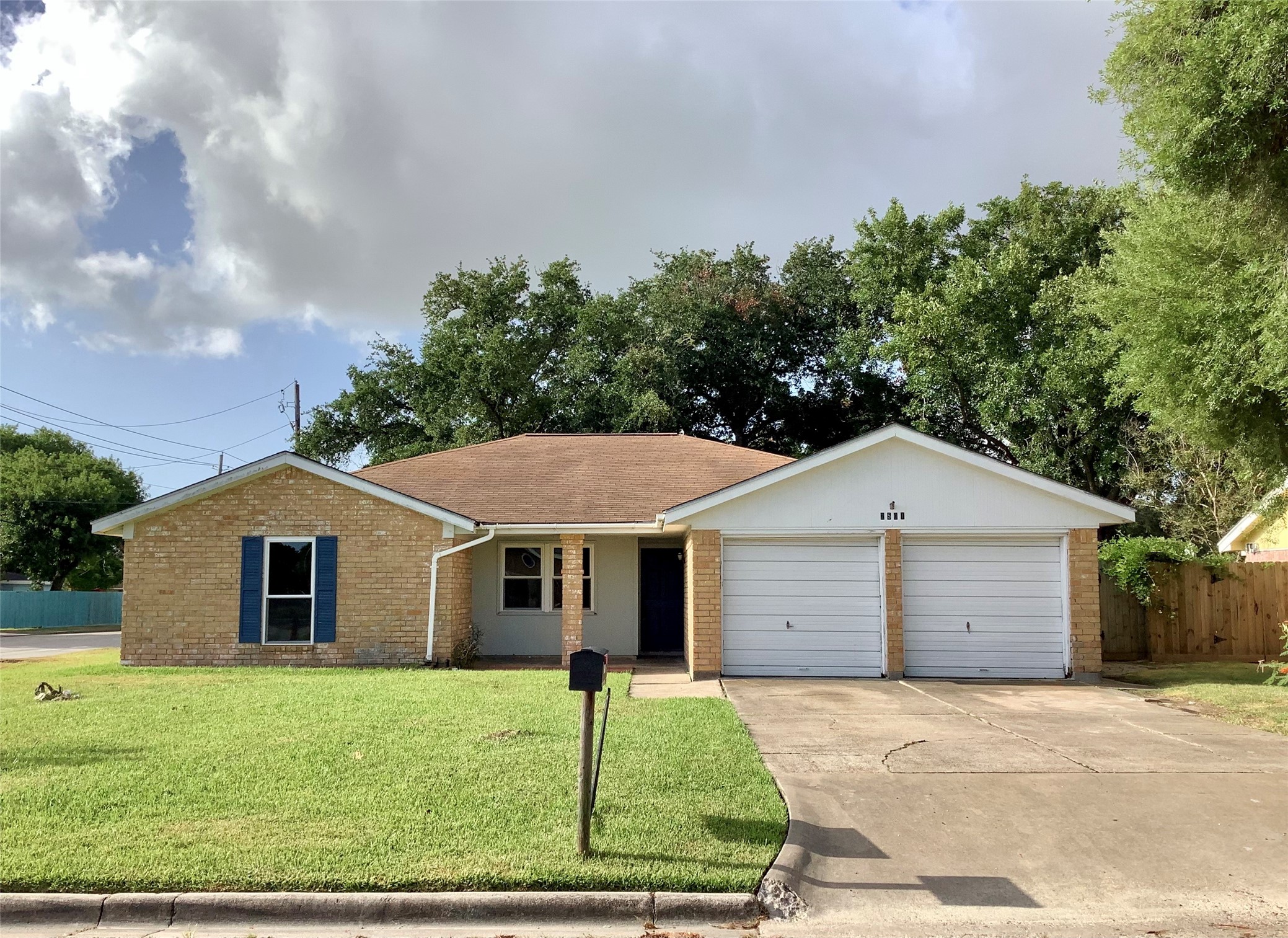 2501 20th Avenue N Texas City TX 77590