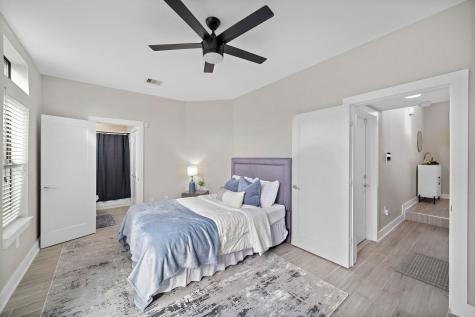 1603 Holly Street Houston TX 77007