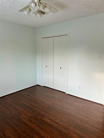 305 Stonewall Drive League City TX 77573