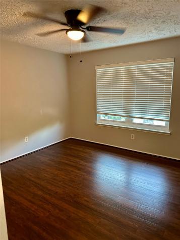305 Stonewall Drive League City TX 77573