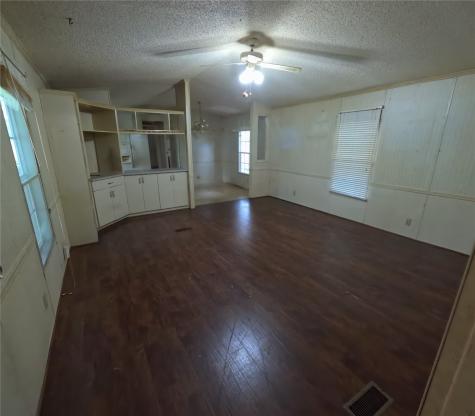 6010 Figland Street Pearland TX 77584