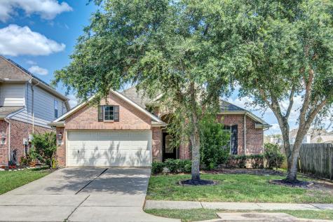 2029 Shore Breeze Drive Pearland TX 77584