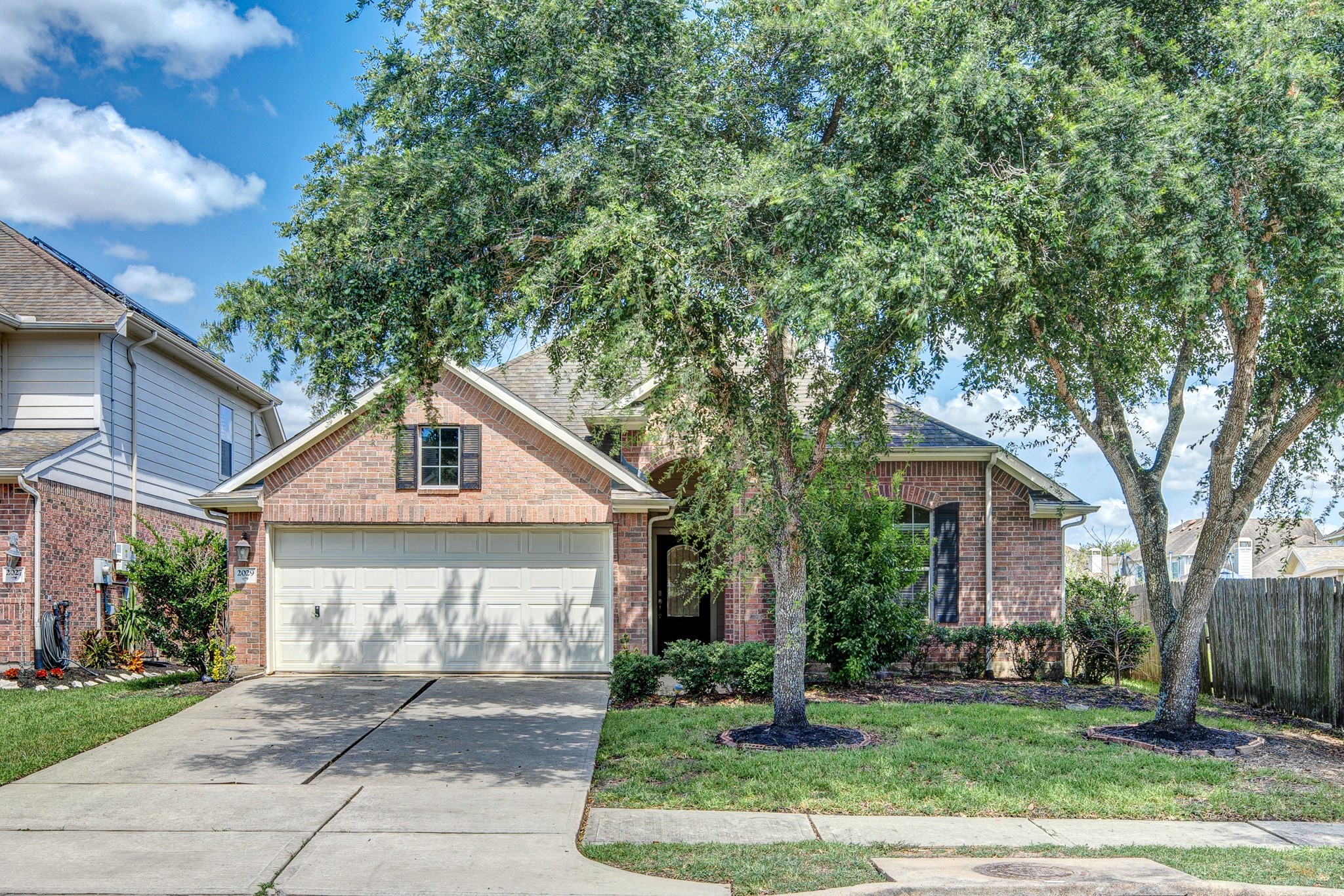 2029 Shore Breeze Drive Pearland TX 77584