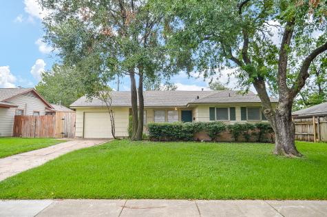1818 Huge Oaks Street Houston TX 77055
