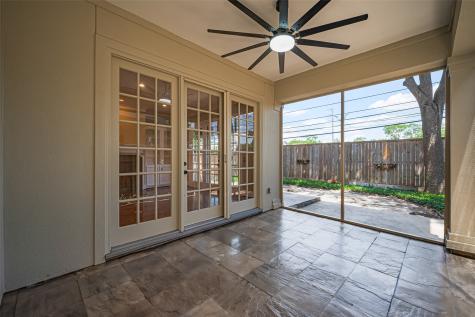 2805 W Lane Drive A Houston TX 77027