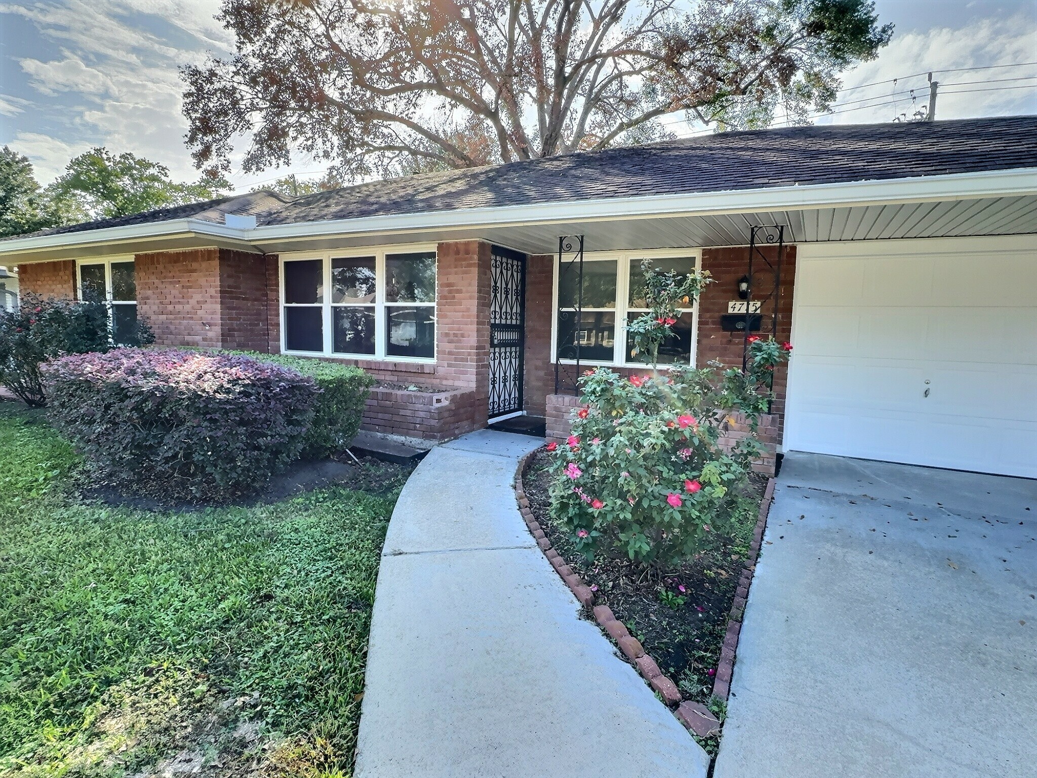 4715 Libbey Lane Houston TX 77092