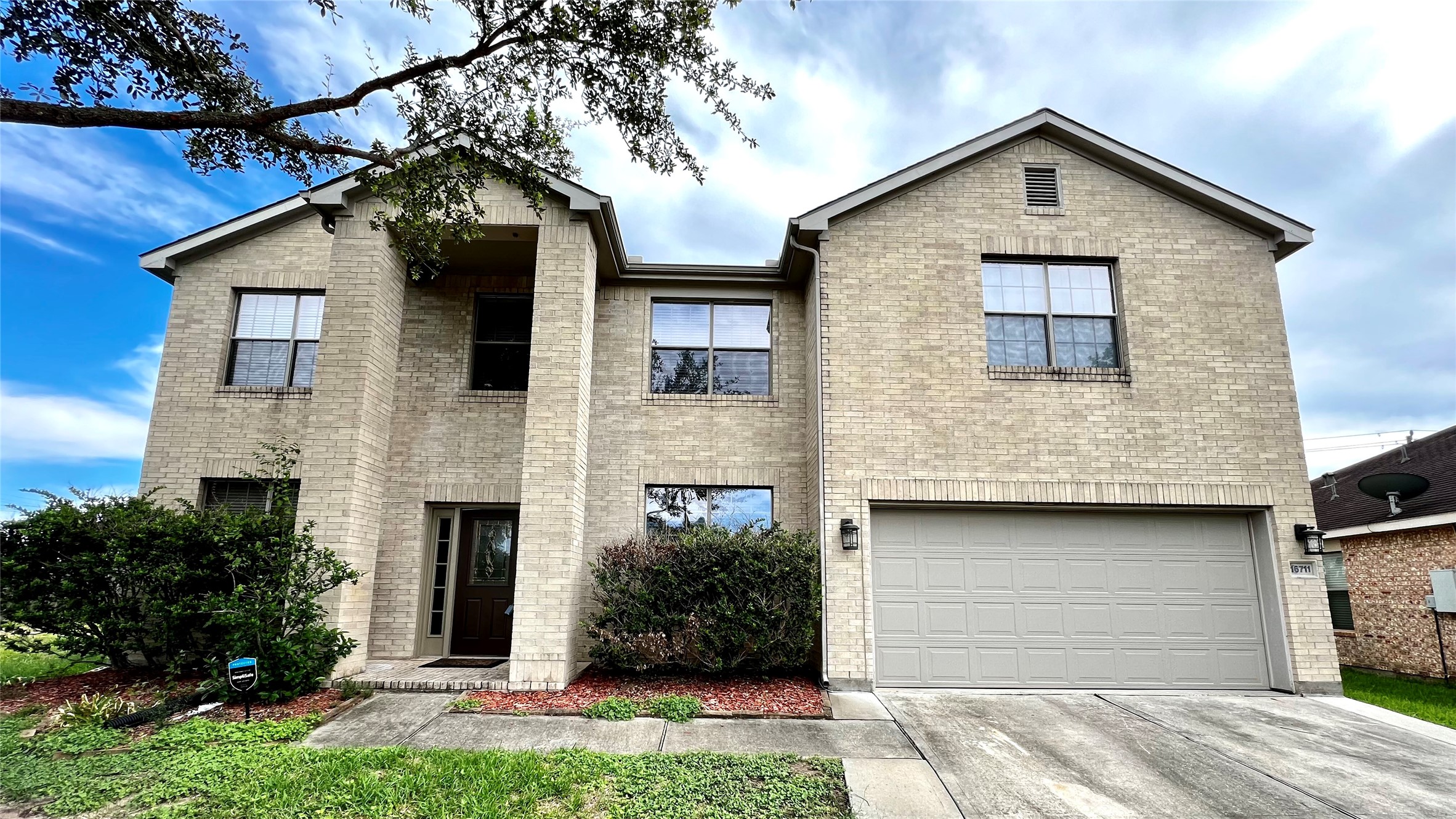 16711 Bending Creek Lane Friendswood TX 77546