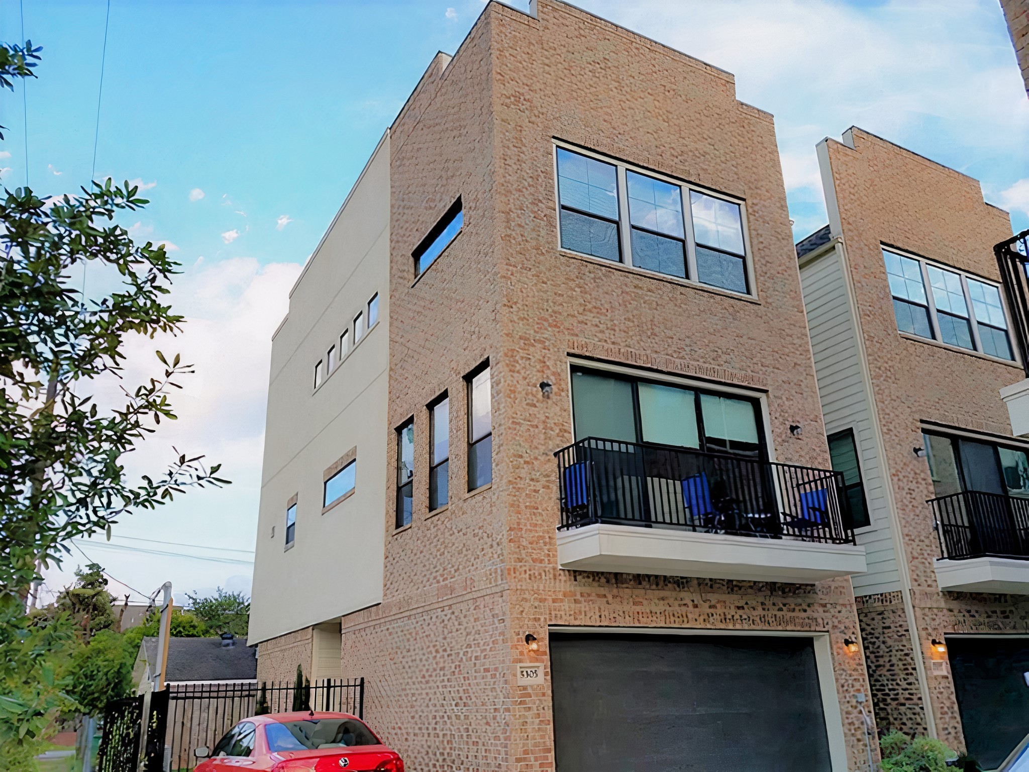 5305 Petty Street Houston TX 77007