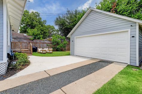 219 Hutcheson Street Houston TX 77003