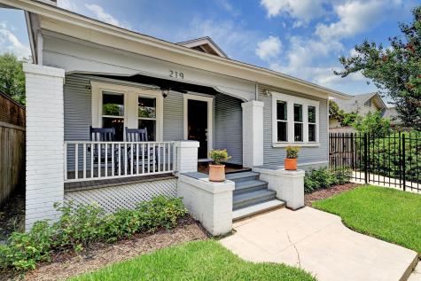 219 Hutcheson Street Houston TX 77003