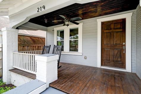 219 Hutcheson Street Houston TX 77003