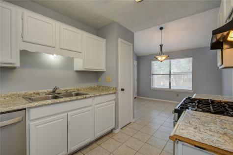 4718 Brooklawn Drive Houston TX 77066