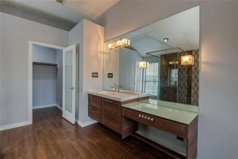 4718 Brooklawn Drive Houston TX 77066