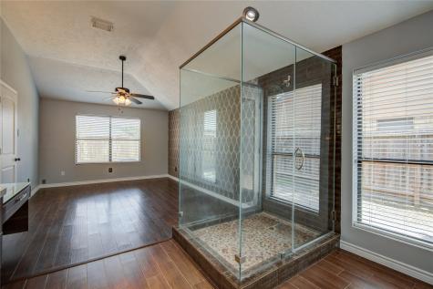 4718 Brooklawn Drive Houston TX 77066