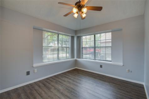 4718 Brooklawn Drive Houston TX 77066
