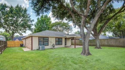 4718 Brooklawn Drive Houston TX 77066