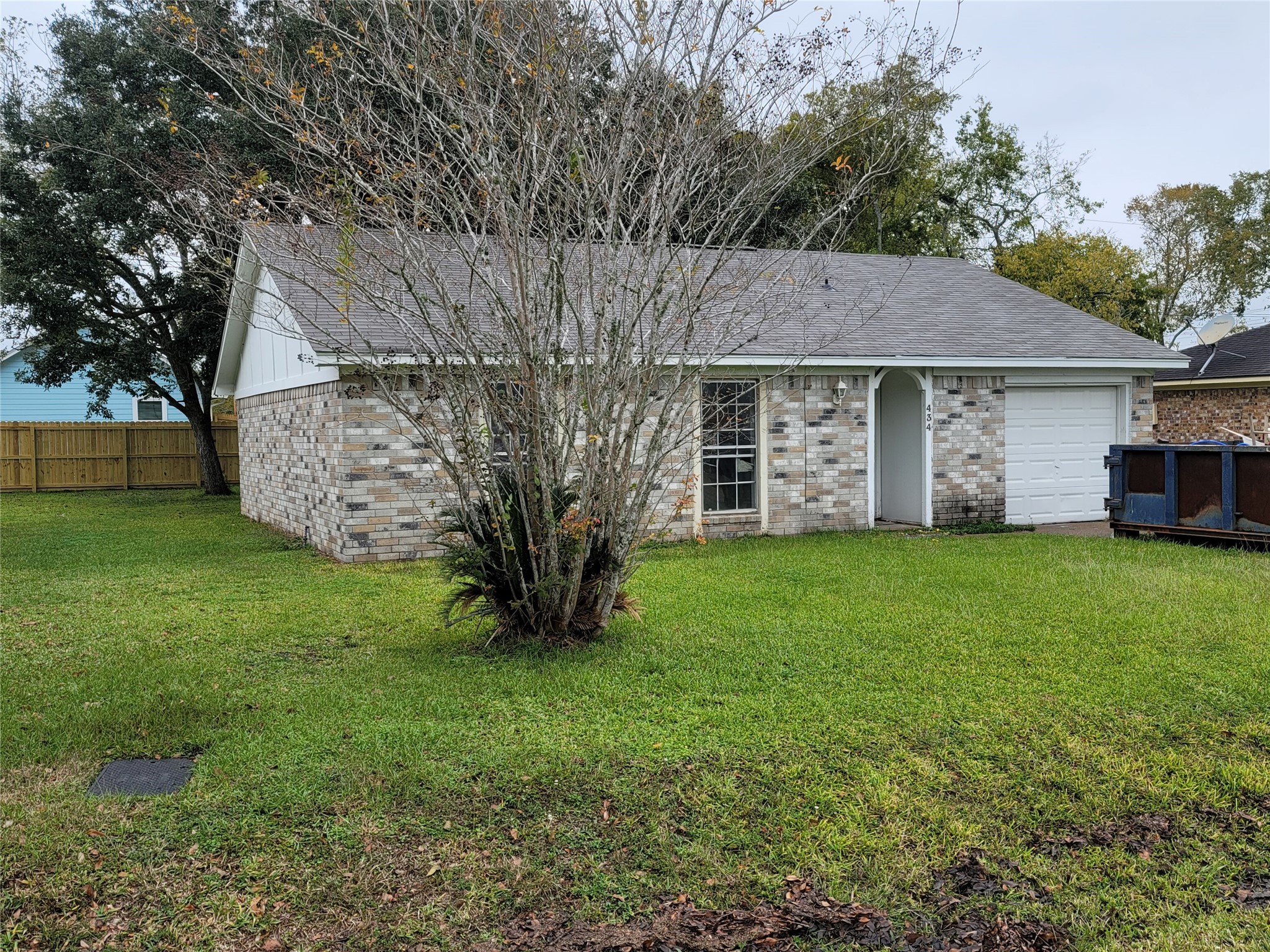 434 Long Street West Columbia TX 77486