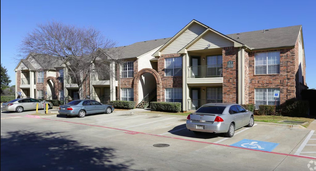 601 E Ash Lane Euless TX 76039