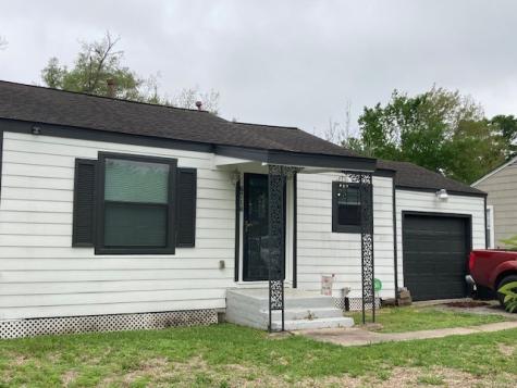 6718 Dillon Street Houston TX 77061