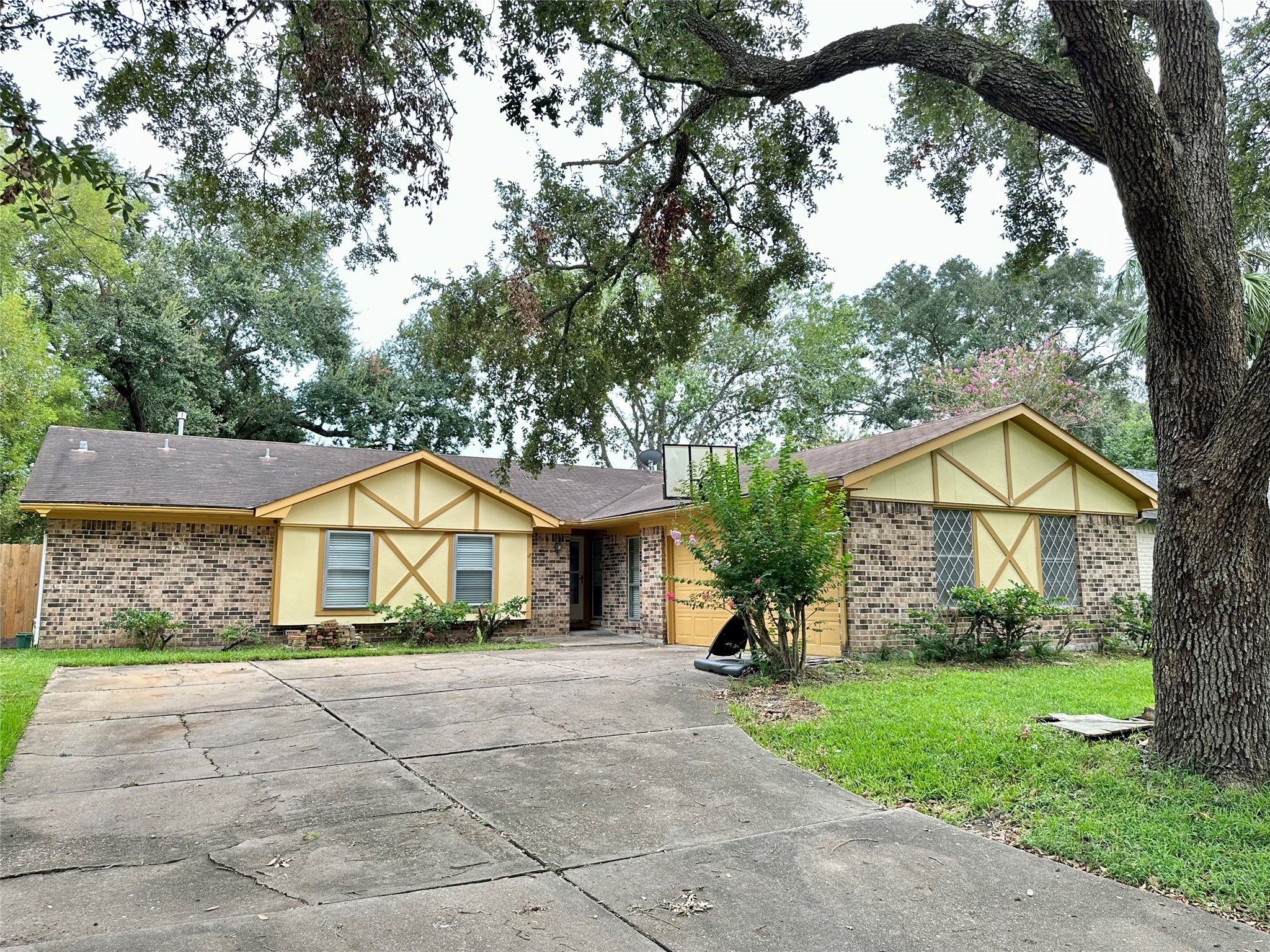 16218 Cavendish Drive Houston TX 77059