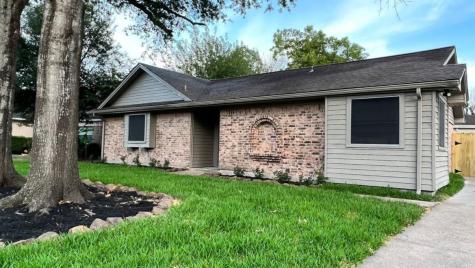 415 Skywood Drive Houston TX 77090