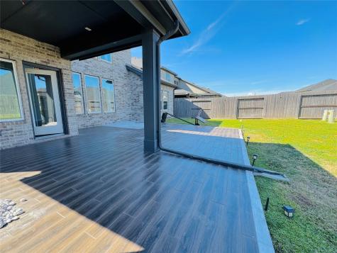 3447 Cabernet Shores Drive Fulshear TX 77441