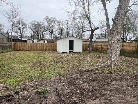1018 Reverend B J Lewis Drive Houston TX 77088