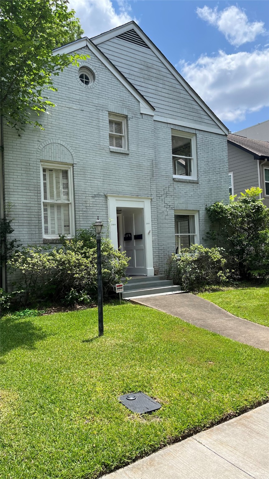 2109 Banks Street Houston TX 77098