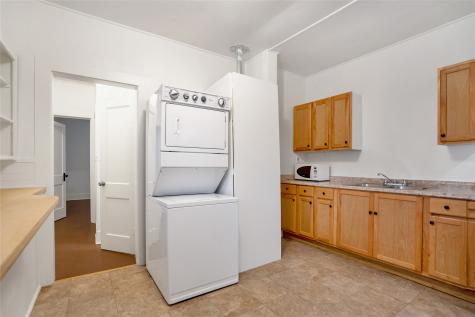 1516 18th Street Huntsville TX 77340
