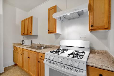 1516 18th Street Huntsville TX 77340