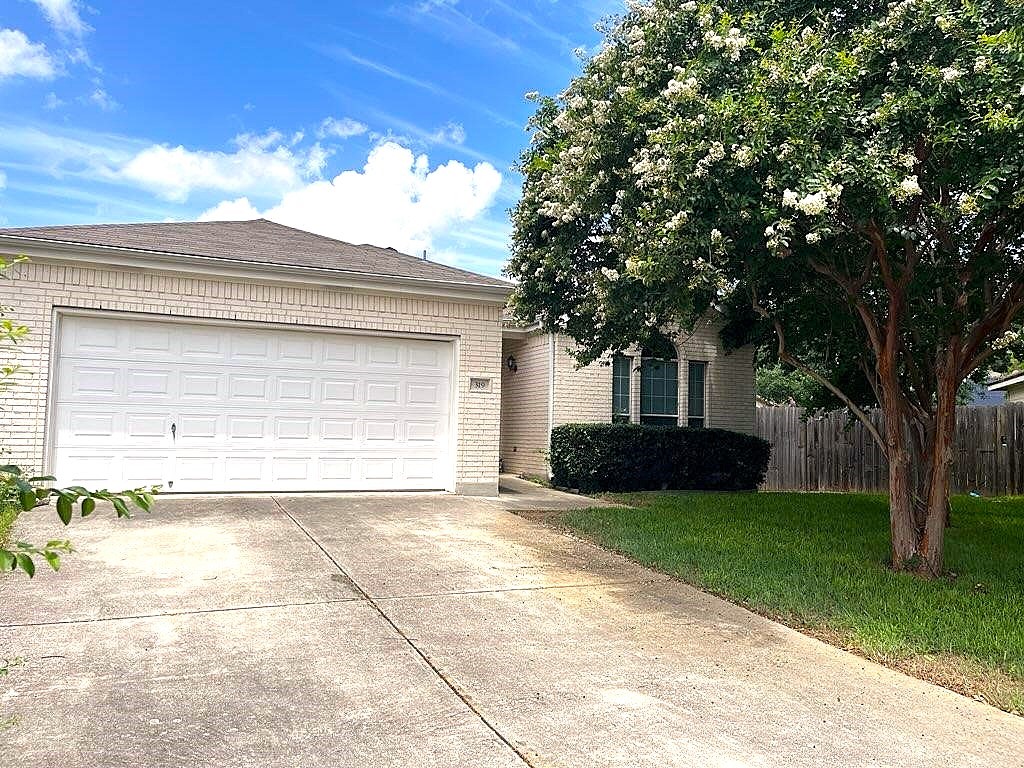 319 Serene Meadow New Braunfels TX 78130
