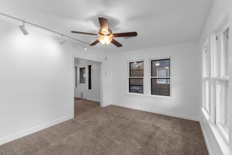 512 Gale Street Houston TX 77009