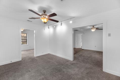 512 Gale Street Houston TX 77009