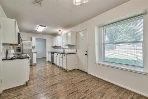 28902 Waltham Street Spring TX 77386