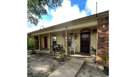 1700 N Grand Prix Drive Three Rivers TX 78071