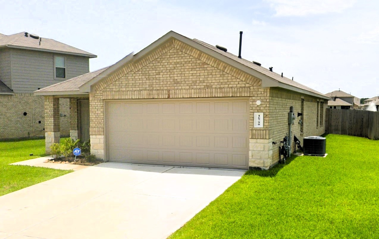 16790 Lonely Pines Drive Conroe TX 77302