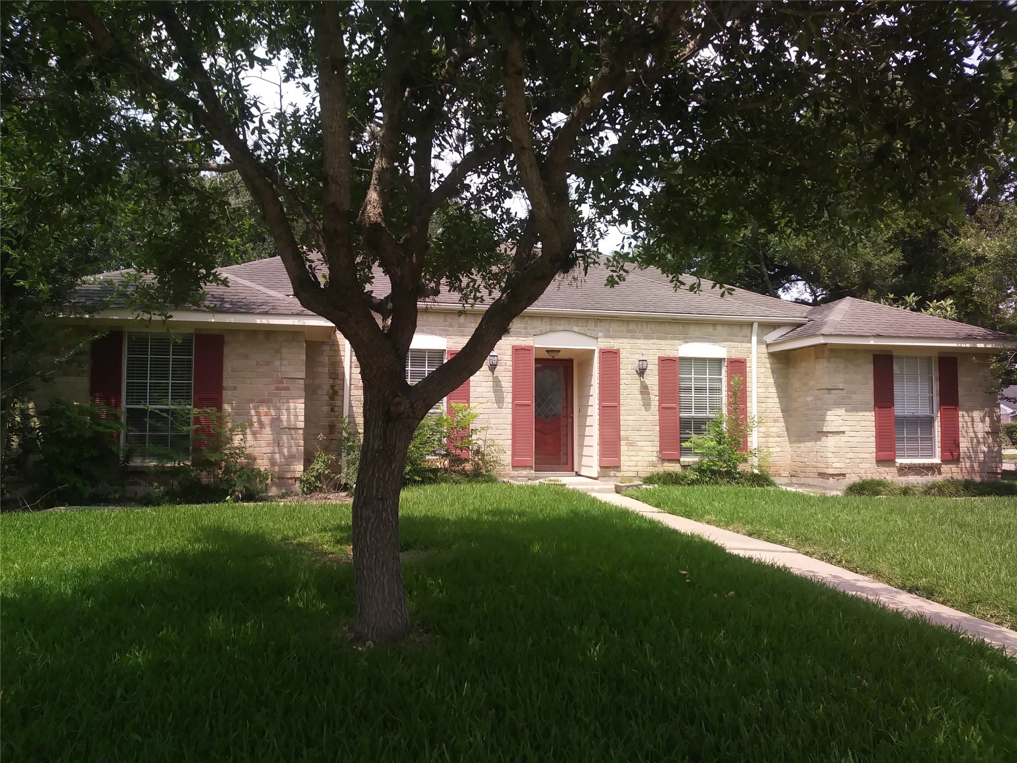 13830 Vinehill Drive Sugar Land TX 77498