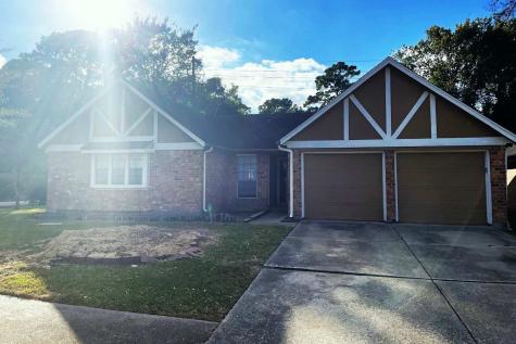 8703 Saratoga Forest Drive Houston TX 77088