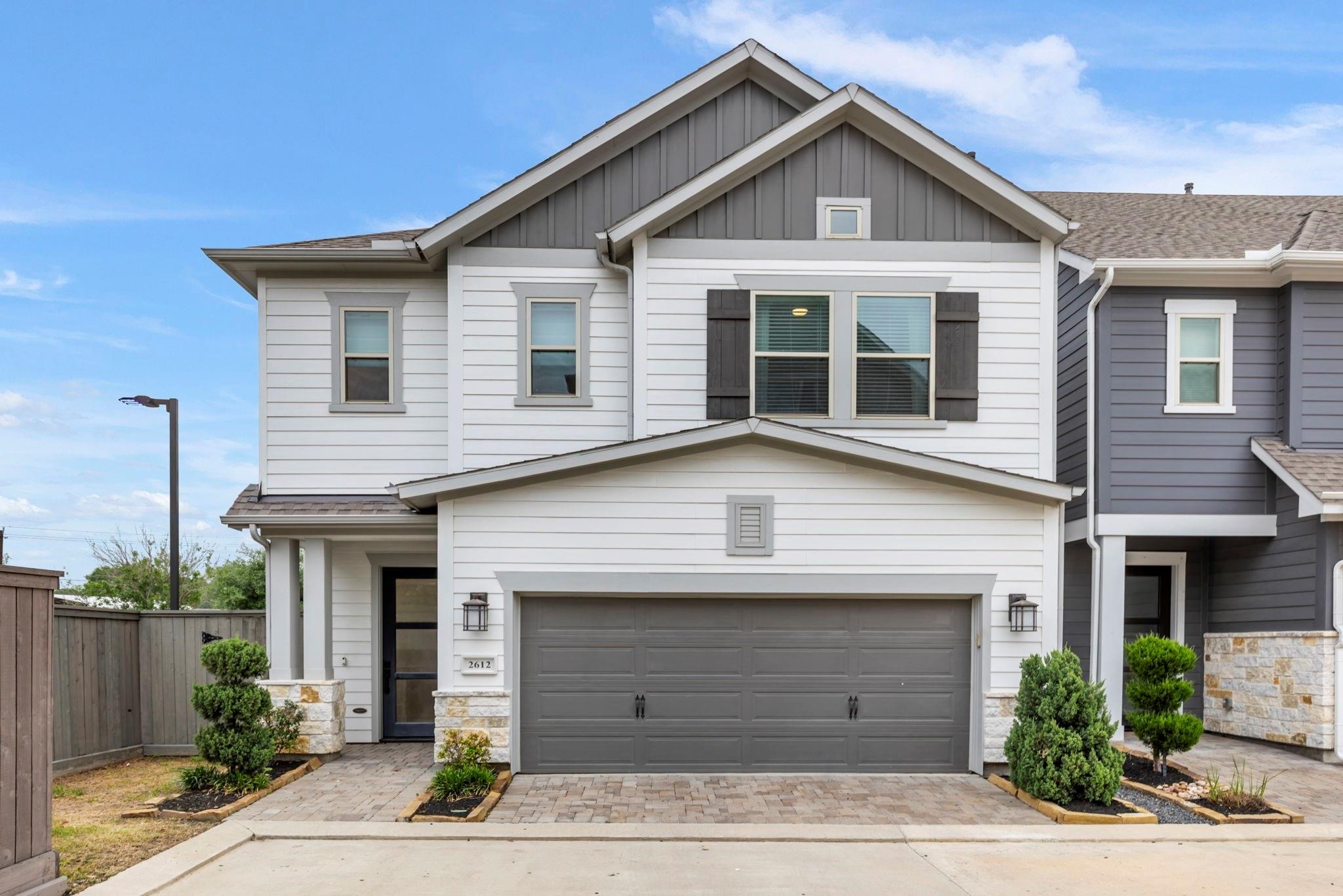 2612 Zemmer Lane Houston TX 77008