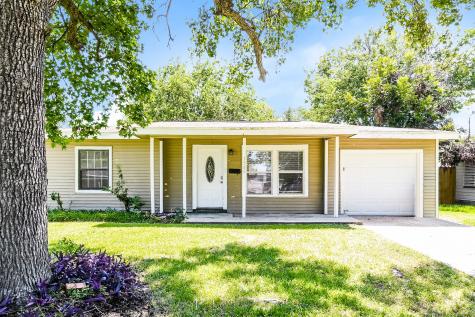 1505 4th Avenue N Texas City TX 77590