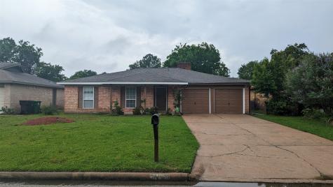 6130 S Pinesap Drive Houston TX 77072
