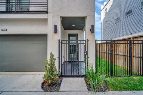 2623 Hutchins Street Houston TX 77004