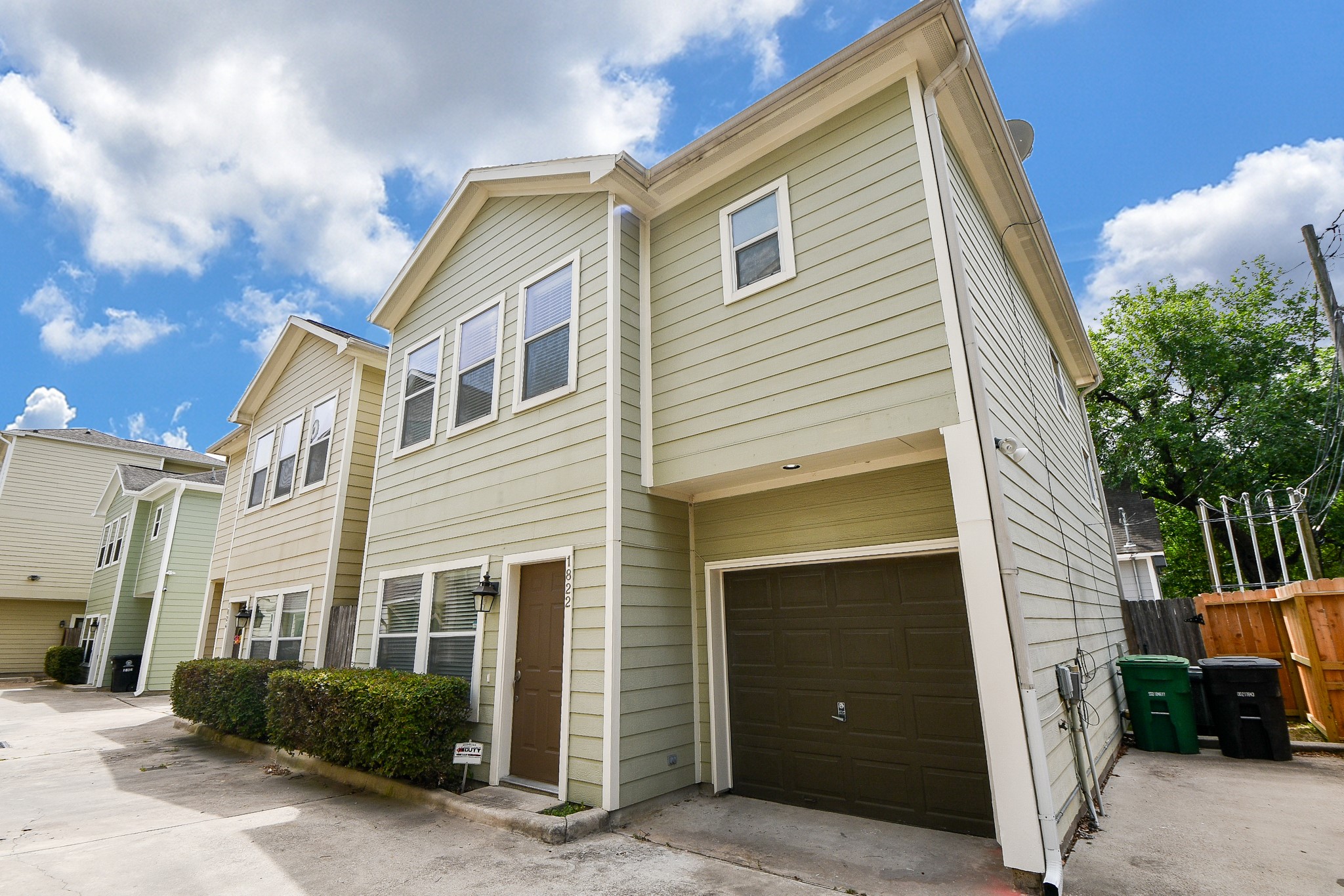 1822 Fletcher Street Houston TX 77009