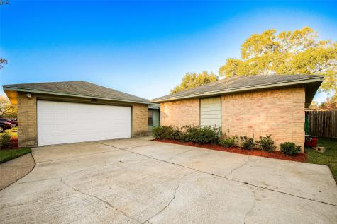 17023 Stone Stile Drive Friendswood TX 77546