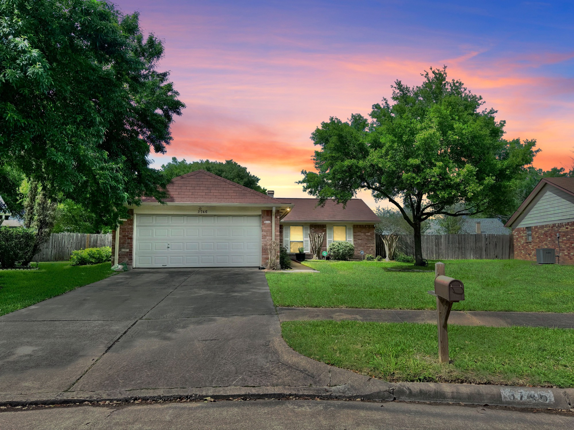 3746 Royal Manor Drive Houston TX 77082
