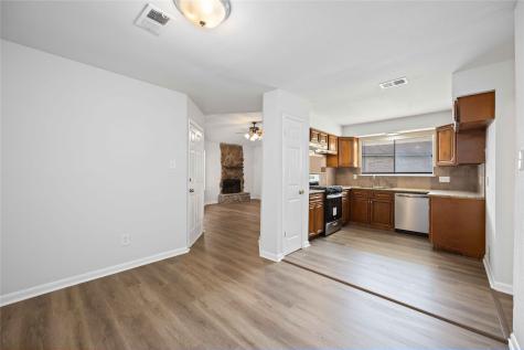 8615 Crystal Cove Court Houston TX 77044