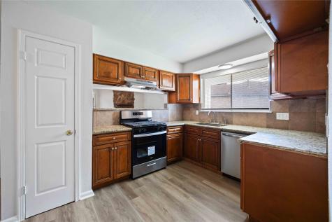 8615 Crystal Cove Court Houston TX 77044