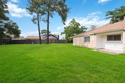 8615 Crystal Cove Court Houston TX 77044